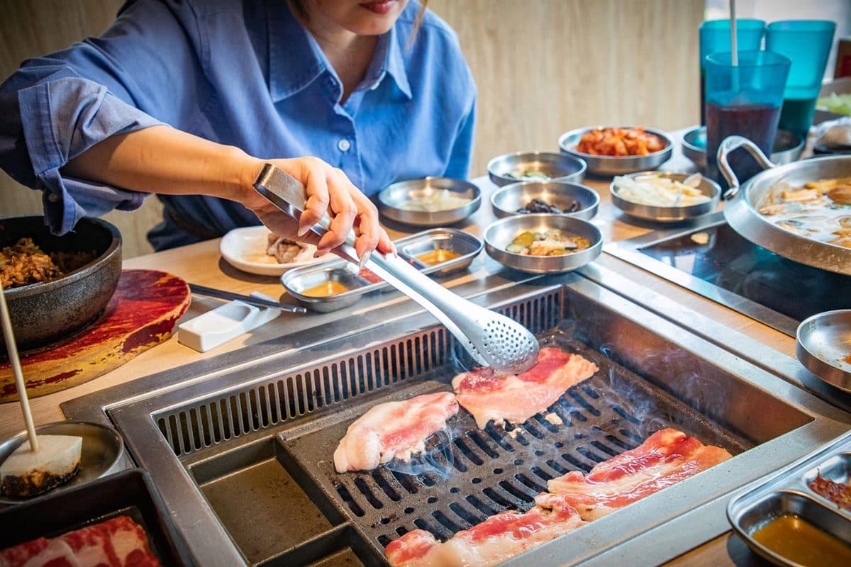 469元韓式烤肉＋大醬鍋吃到飽！桃園超夯火烤兩吃，肉品、石鍋拌飯50道任夾