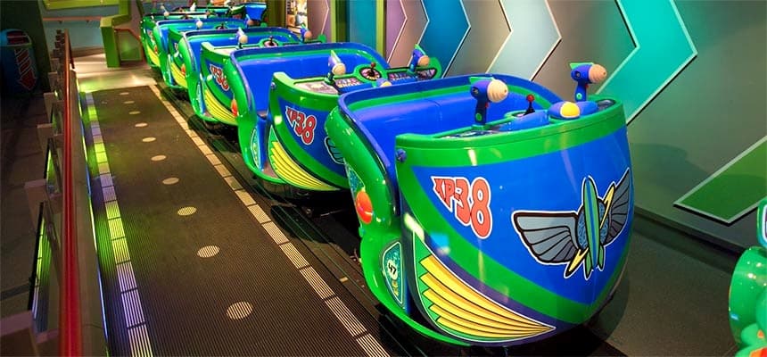 東京迪士尼樂園「巴斯光年」10月關！《無敵破壞王》接棒2026年開，３重點筆記