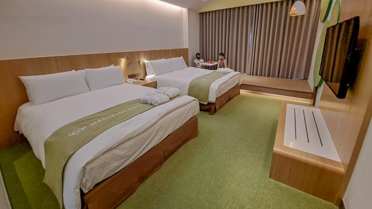 ２中床的親子客房可入住４人，13坪空間頗寬敞。（圖片來源：一個媽咪兩個寶）