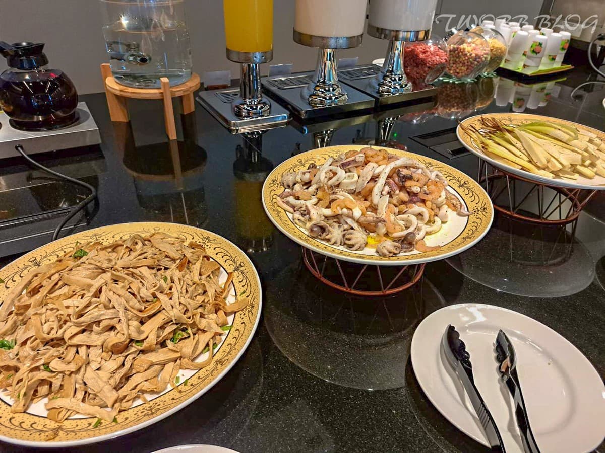 宜蘭彩色積木親子飯店！２樓高滑梯、空中車道小孩嗨翻，還有免費點心吃到飽
