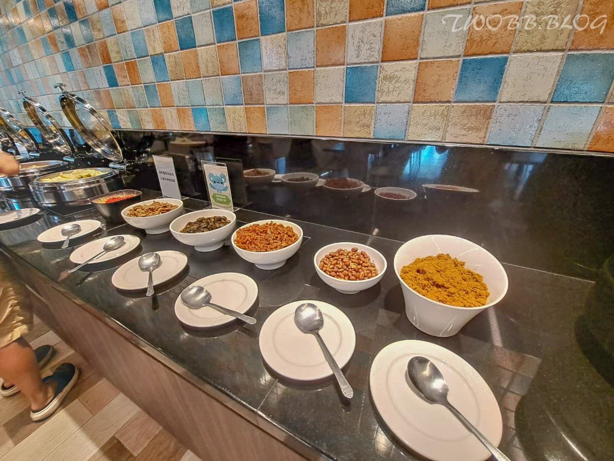宜蘭彩色積木親子飯店！２樓高滑梯、空中車道小孩嗨翻，還有免費點心吃到飽
