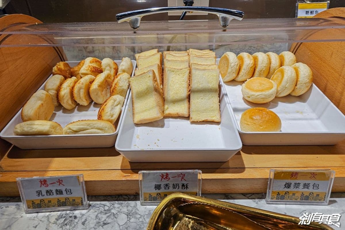 披薩、炸物吃到飽！台中高CP值「平價牛排」329元起開嗑，澎派自助吧無限夾