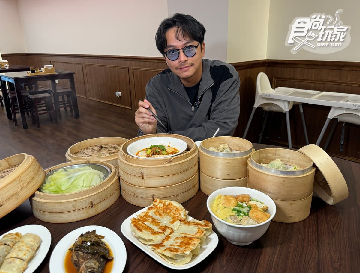 平價版鼎泰豐！巨無霸「小籠湯包」皮薄秒爆汁，10大必點、隱藏吃法一次看