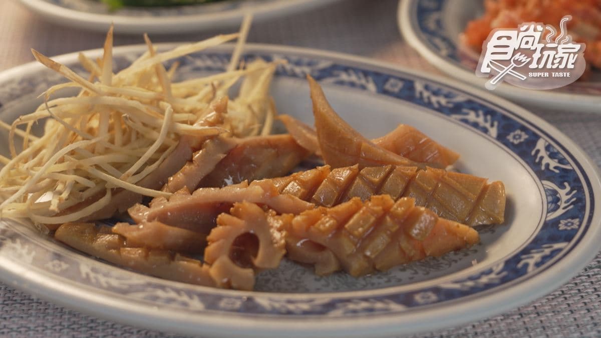 「金魚鹹粥」是在地人也愛吃的美食。