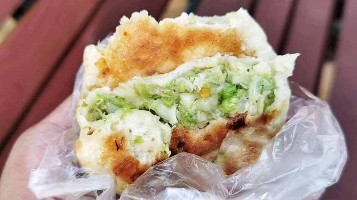 飽滿內餡塞滿清甜脆口的高麗菜。（圖片來源：DARREN蘋果樹旅遊玩樂誌）