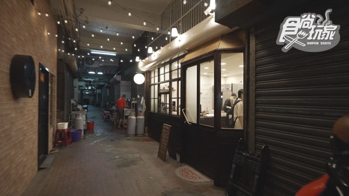 「慕林Moolin Croffle＆Pastry」位在彰化縣員林市。