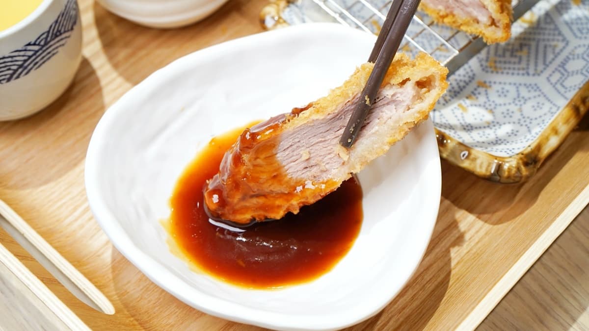 免費續加青菜、味噌湯!超狂「日式豬排」最低180元起,憑學生證現省60元 免費續加青菜、味噌湯!超狂「日式豬排」最低180元起,憑學生證現省60元
