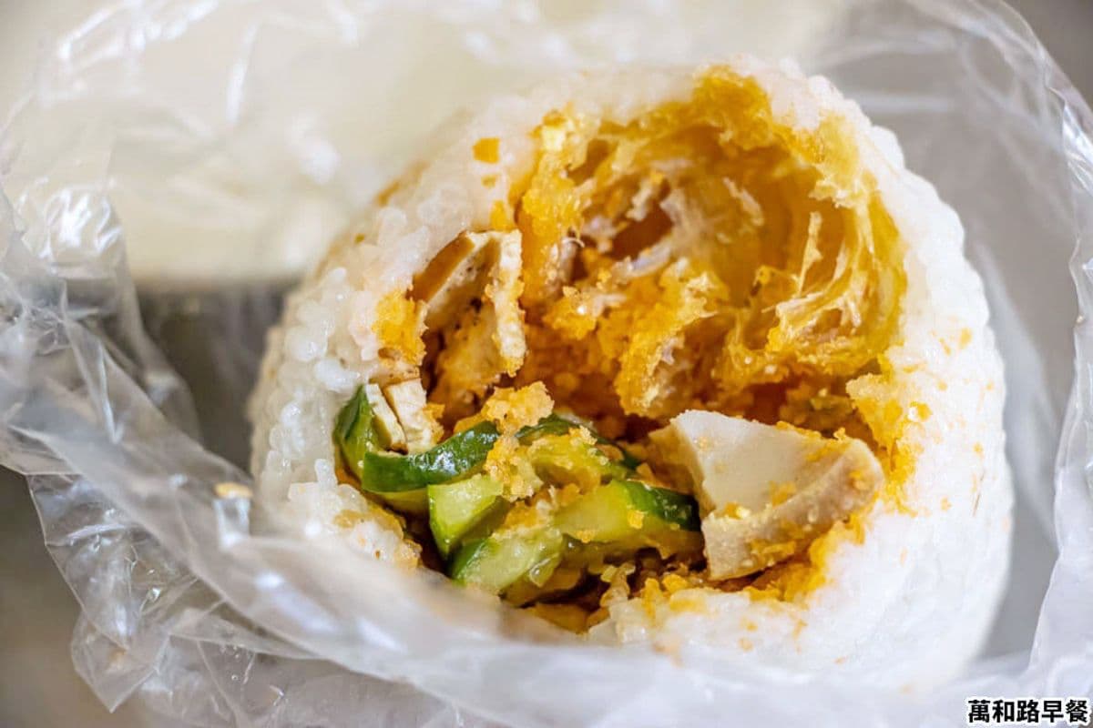 台中必吃麻芛美食!南屯老街必吃TOP8:香Q蜜地瓜、百年糕餅、銅板價麵店 台中必吃麻芛美食!南屯老街必吃TOP8:香Q蜜地瓜、百年糕餅、銅板價麵店