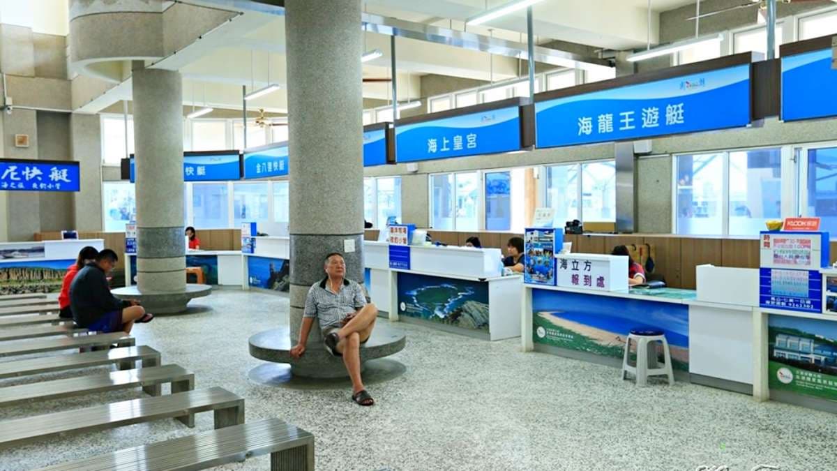 前往南海遊客中心找到海上皇宮櫃台報到即可。（圖片來源：熱血玩台南。跳躍新世界）