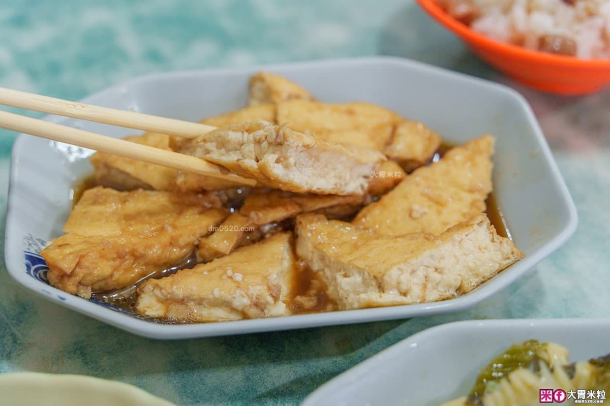 豬腳切盤55元、蛤蜊湯10元！新北巷弄無招牌美食，在地人才知地點曝光