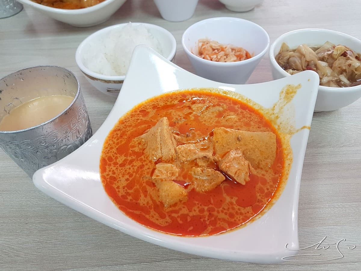 均一價100元吃到飽!台北高CP值泰式料理藏巷弄,白飯、甜湯、飲料無限供應 均一價100元吃到飽!台北高CP值泰式料理藏巷弄,白飯、甜湯、飲料無限供應