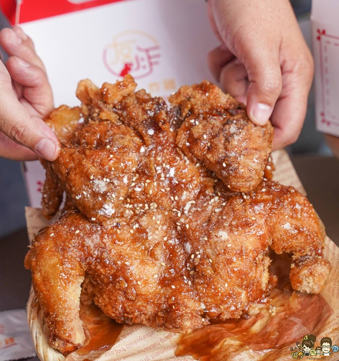 網稱「高雄賣最好炸全雞」！比臉大巨無霸炸雞300有找，必點隱藏版手標泰奶