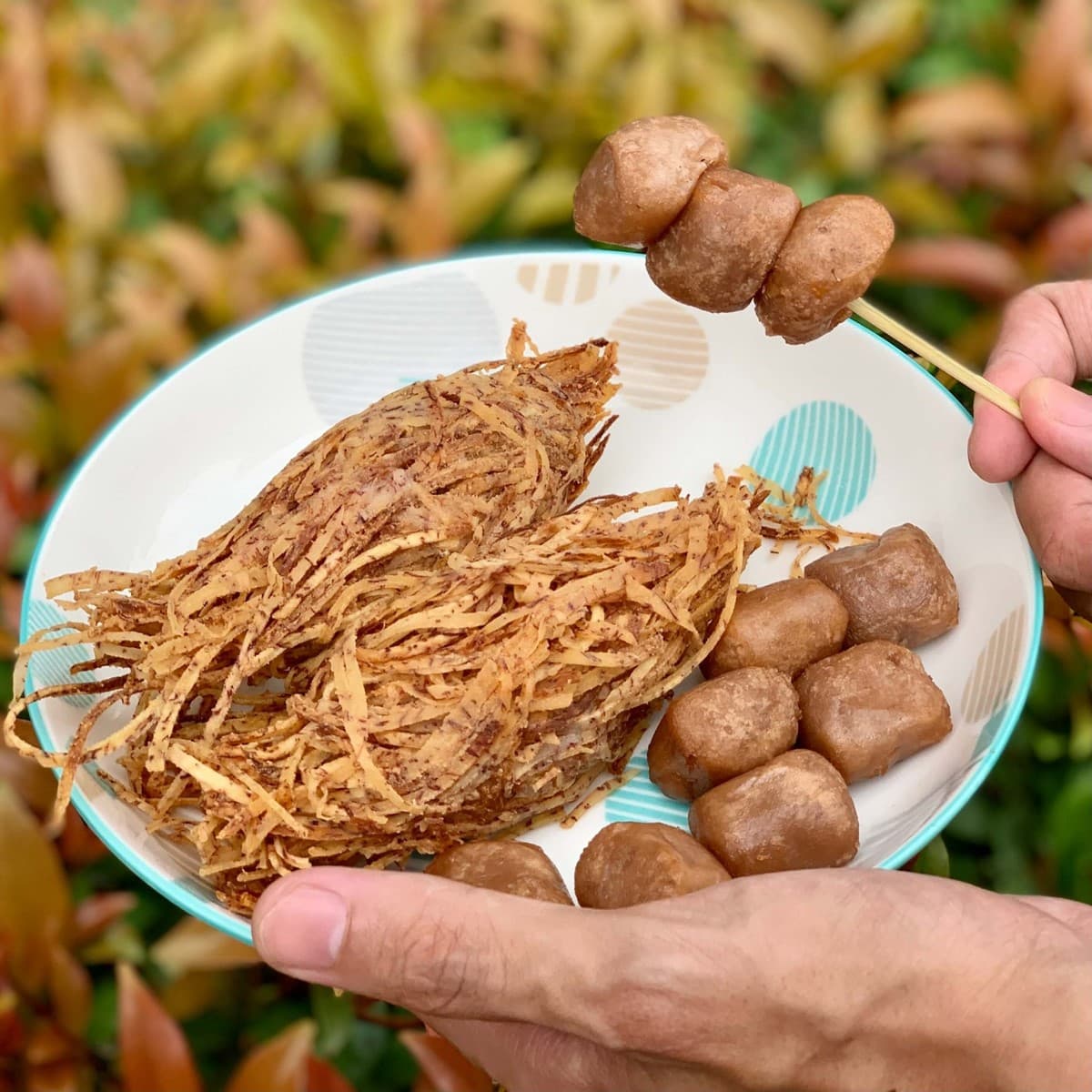 只在台中吃得到！現炸「稻草芋頭」藏香濃芋泥，買10送１團購最愛點心