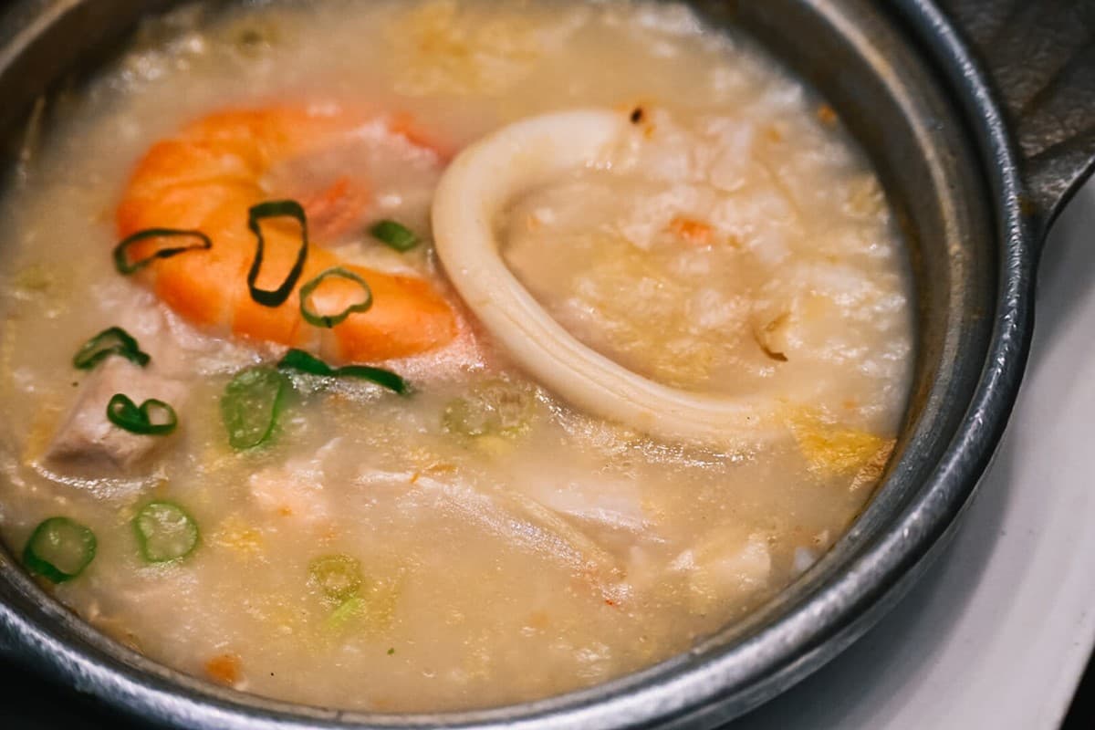 生魚片、牛排、烤鴨吃到飽！台中老饕最愛「地下室Buffet」，還有啤酒紅酒暢飲