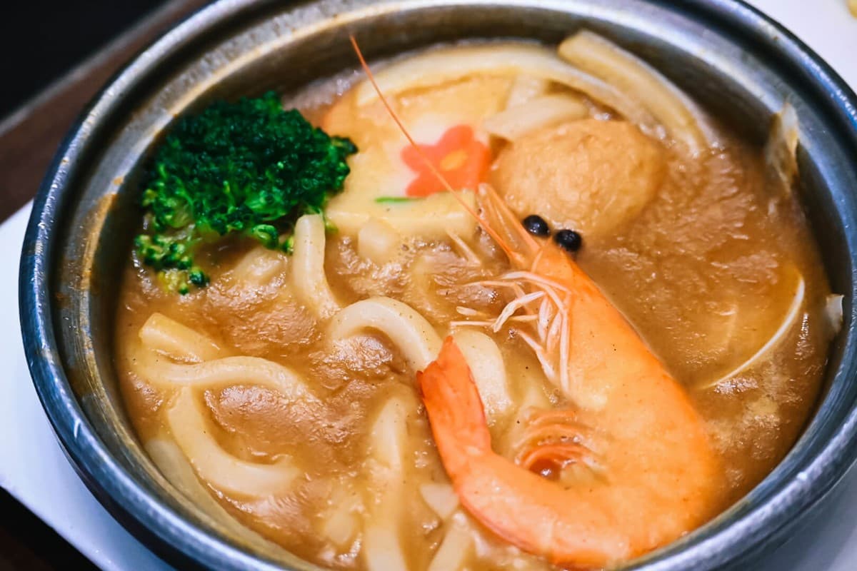 生魚片、牛排、烤鴨吃到飽！台中老饕最愛「地下室Buffet」，還有啤酒紅酒暢飲