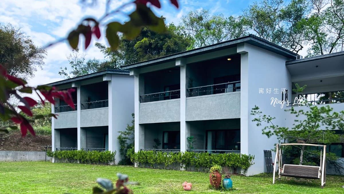 室內外被綠色植物圍繞，能體驗輕鬆慢活的感受。（圖片來源：寗好生活 Ning‘s Life）