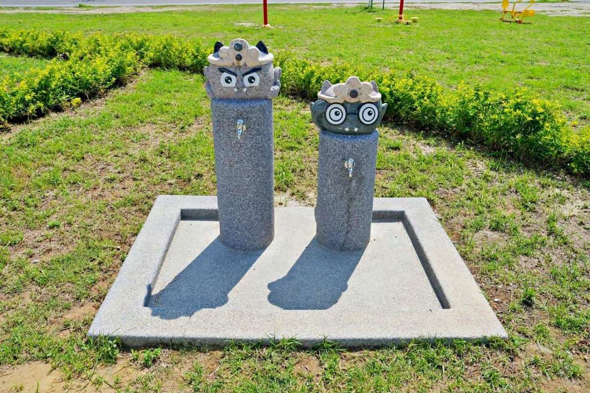 媽祖廟內「千坪親水公園」開放了！太極噴水池超消暑，溜滑梯、攀岩繩免費玩