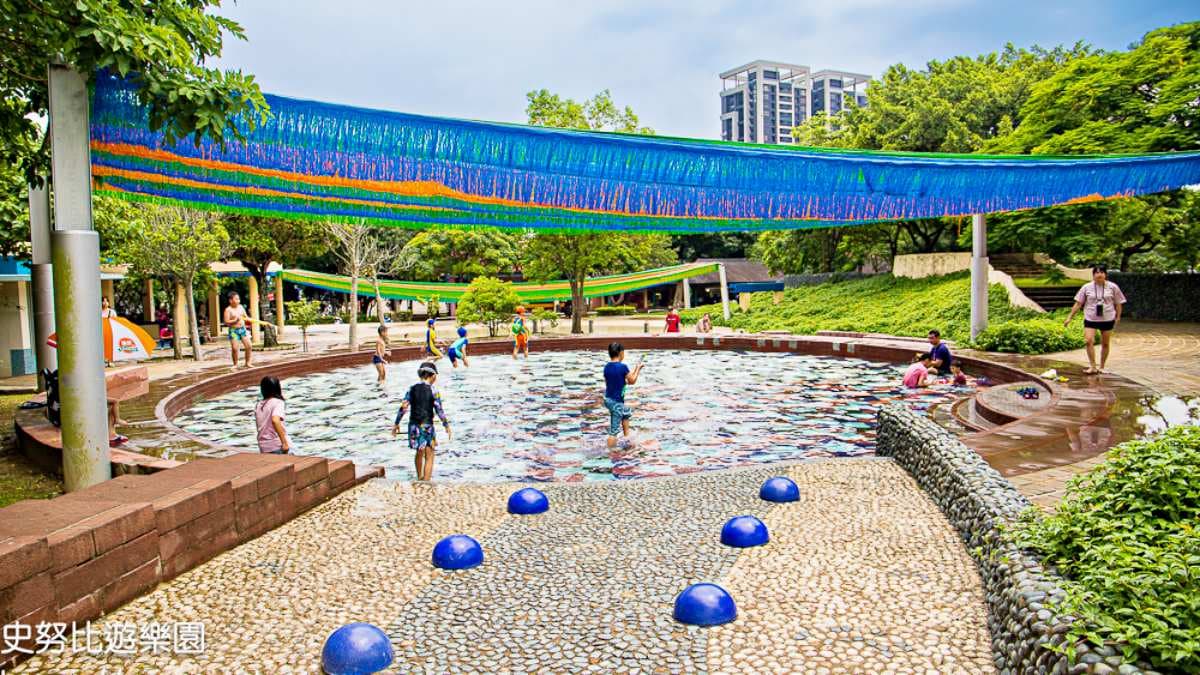 上方的兒童戲水池水比較深一些。（圖片來源：史努比遊樂園）