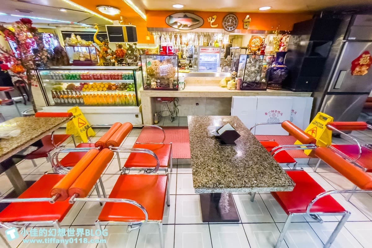 台北隱藏版「夜總會排骨飯」!秒回70年代復古大舞廳,飄香50年老店傳奇 台北隱藏版「夜總會排骨飯」!秒回70年代復古大舞廳,飄香50年老店傳奇