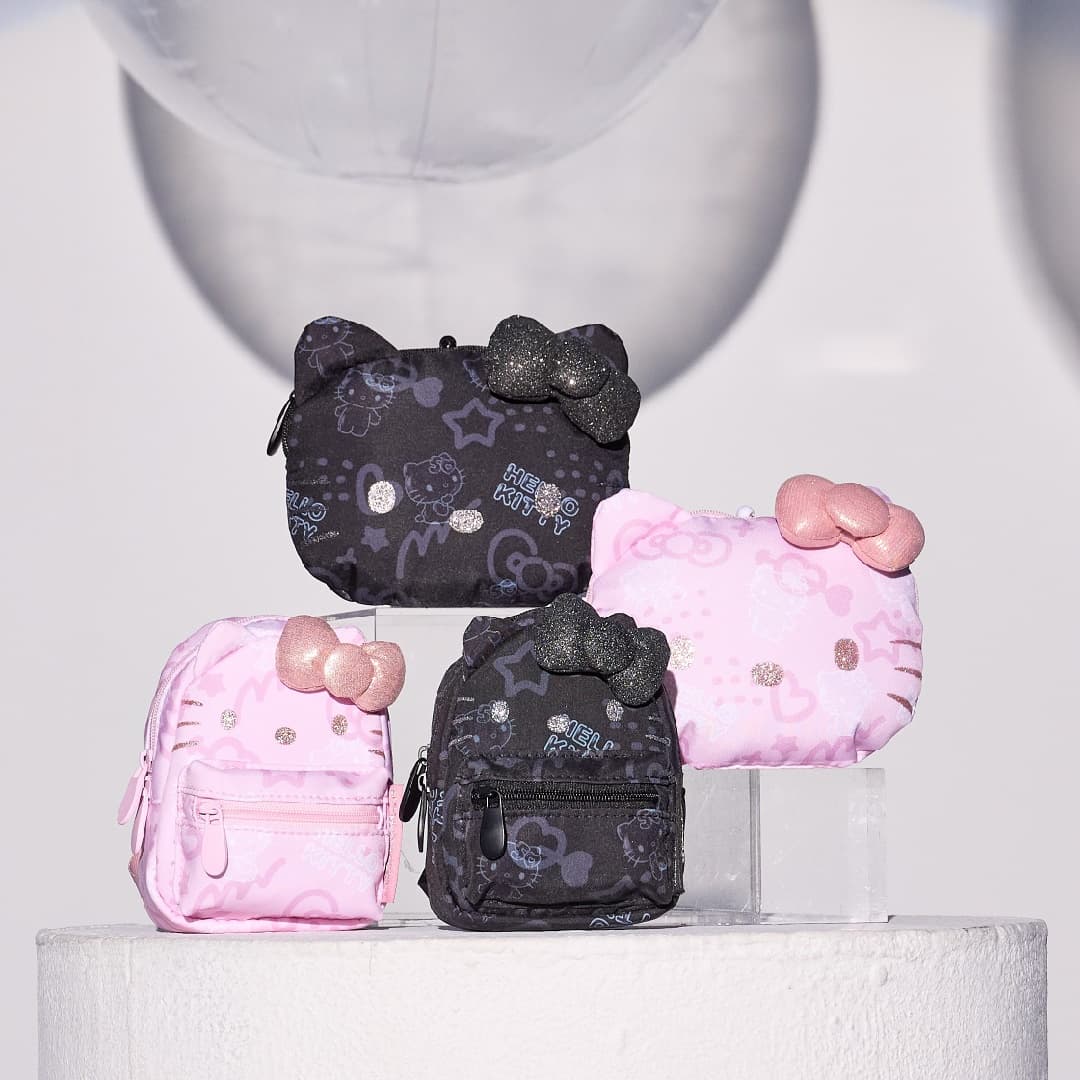 7-11全球首見「Hello Kitty集點」99元起!30公分存錢筒、電話亭時鐘40款周邊 7-11全球首見「Hello Kitty集點」99元起!30公分存錢筒、電話亭時鐘40款周邊