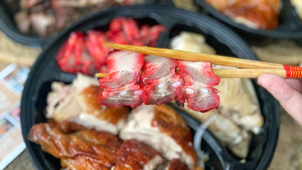 叉燒肉帶了微脆的口感，咀嚼時肉質和油脂能充分相合。（圖片來源：花露露 の花花世界）