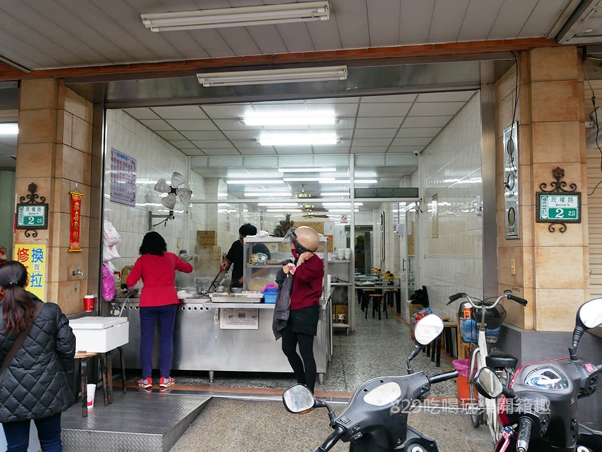 全台只在這裡有!傳統古早味「椪皮麵」鹹香Q彈,銅板價吃飽飽在地美食 全台只在這裡有!傳統古早味「椪皮麵」鹹香Q彈,銅板價吃飽飽在地美食
