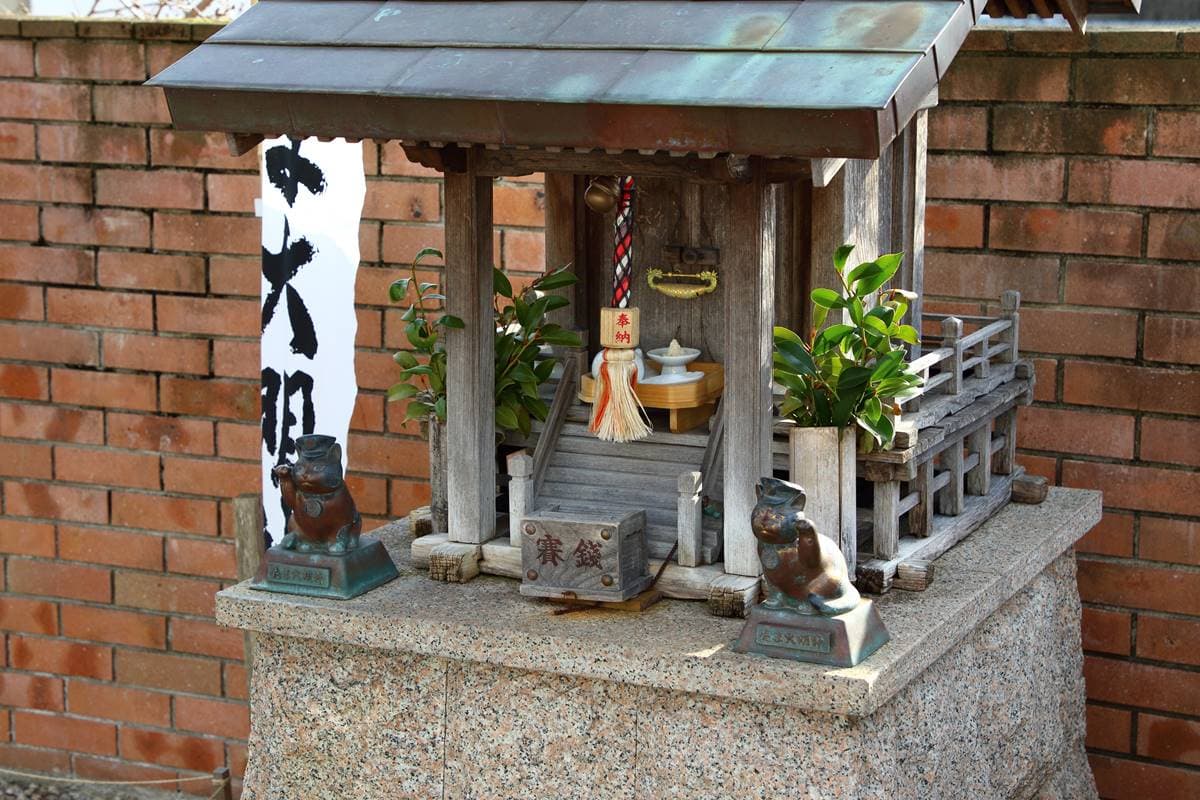 貓奴、狗奴們注意!日本最紅「小玉貓站長」大明神,超萌貓狗神社有拜有保佑 貓奴、狗奴們注意!日本最紅「小玉貓站長」大明神,超萌貓狗神社有拜有保佑