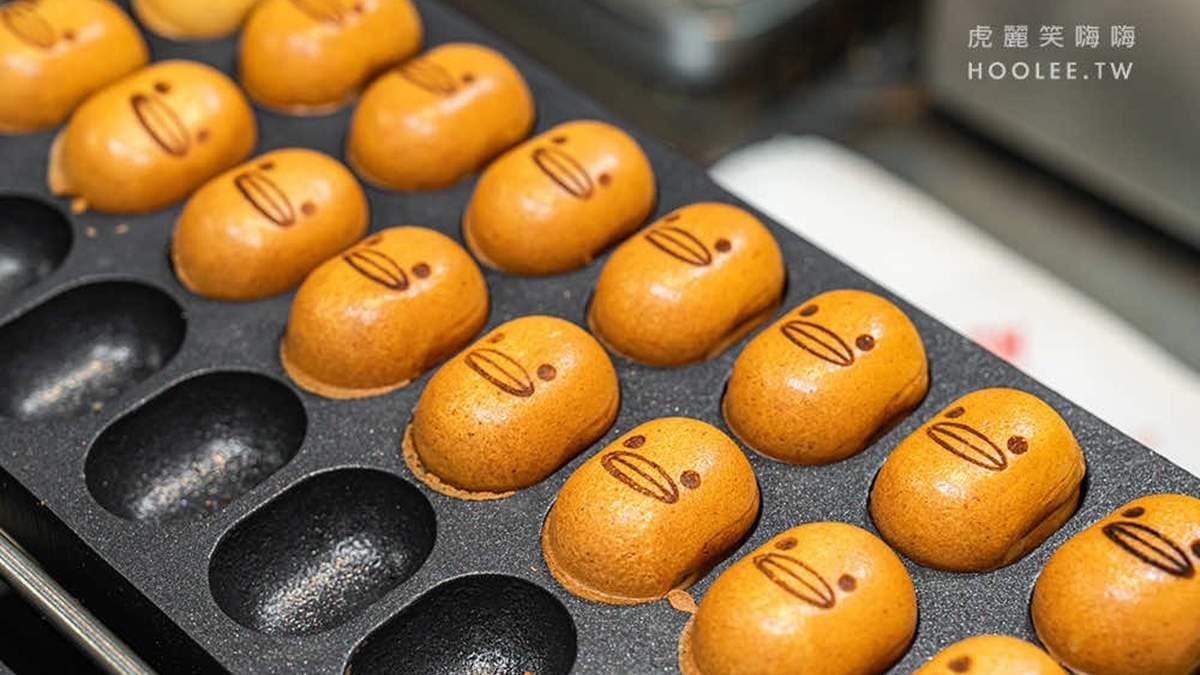 超萌的「鴨鴨燒」每一顆都會烙上表情，真的超可愛！（圖片來源：虎麗笑嗨嗨）