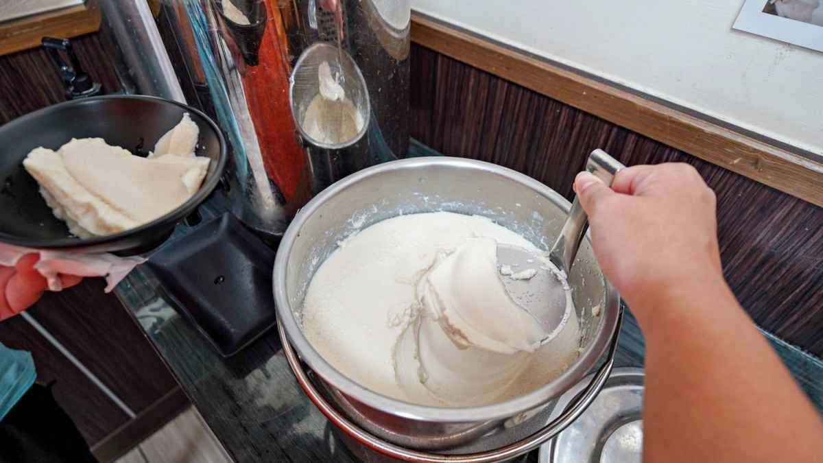 內用豆花、豆漿、冬瓜茶，通通免費無限供應。（圖片來源：猴子【東】遊記）