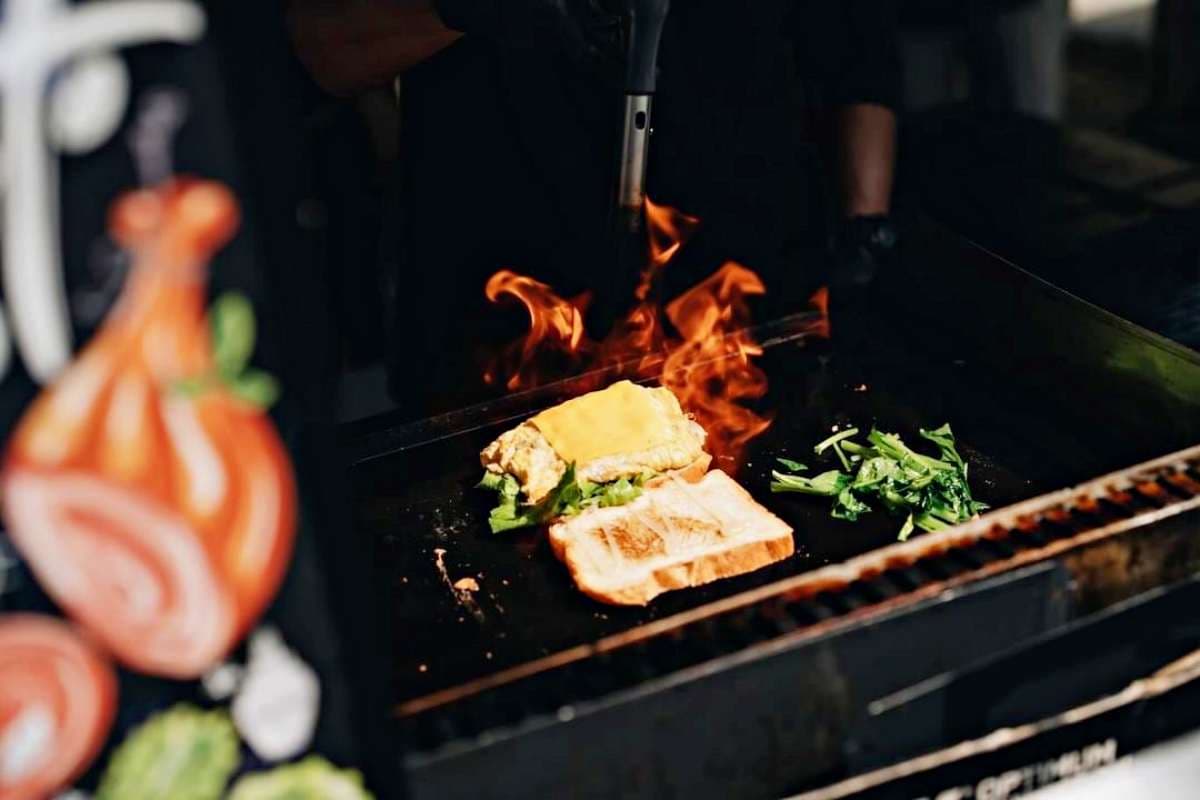 肉桂捲、刨冰通通加香菜!全台最狂「香菜市集」2日在高雄,上百家攤位參戰 肉桂捲、刨冰通通加香菜!全台最狂「香菜市集」2日在高雄,上百家攤位參戰