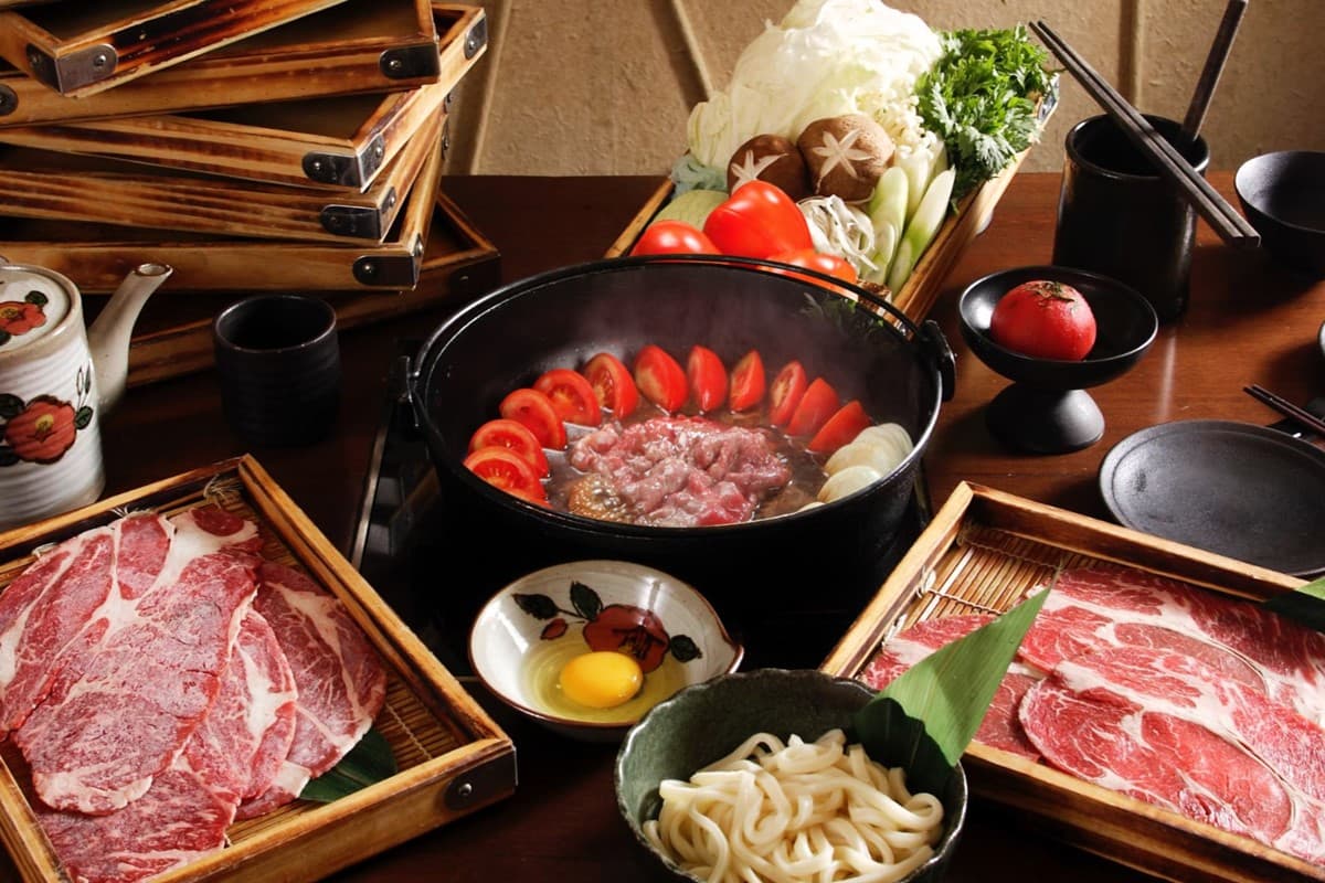 身分證「１、３」續住只要13元！３大飯店暑期優惠，樂園包住包玩每人2125元