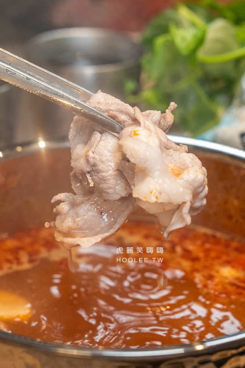高雄298元火鍋吃到飽！近百種自助吧食材無限供應，壽星優惠幾歲送幾隻蝦