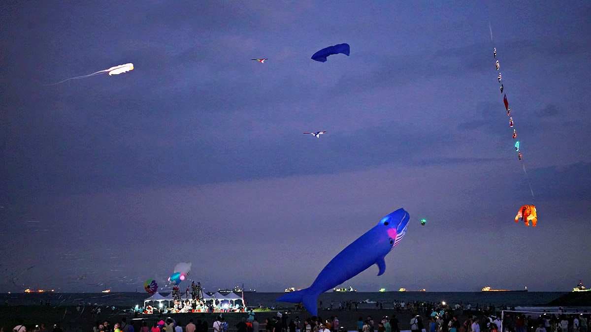「2024旗津風箏節」僅4天!百隻風箏升空、飛龍在天帥翻,氣墊水樂園免費玩 「2024旗津風箏節」僅4天!百隻風箏升空、飛龍在天帥翻,氣墊水樂園免費玩