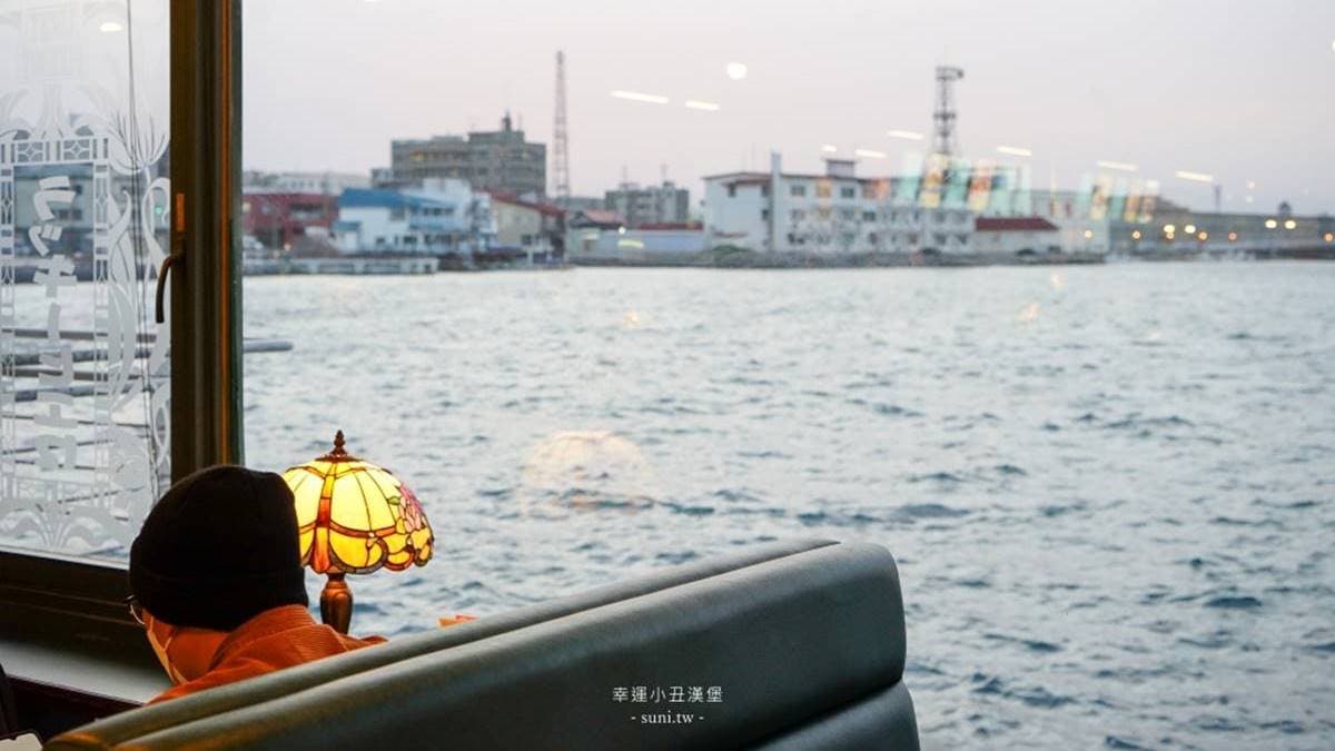 海灣地區本店部分座位可以賞海景。（圖片來源：欣晴。美食旅遊生活分享）