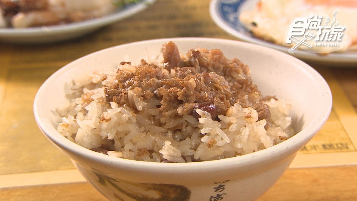 「米糕」滷汁香濃，內含花生，口感豐富。
