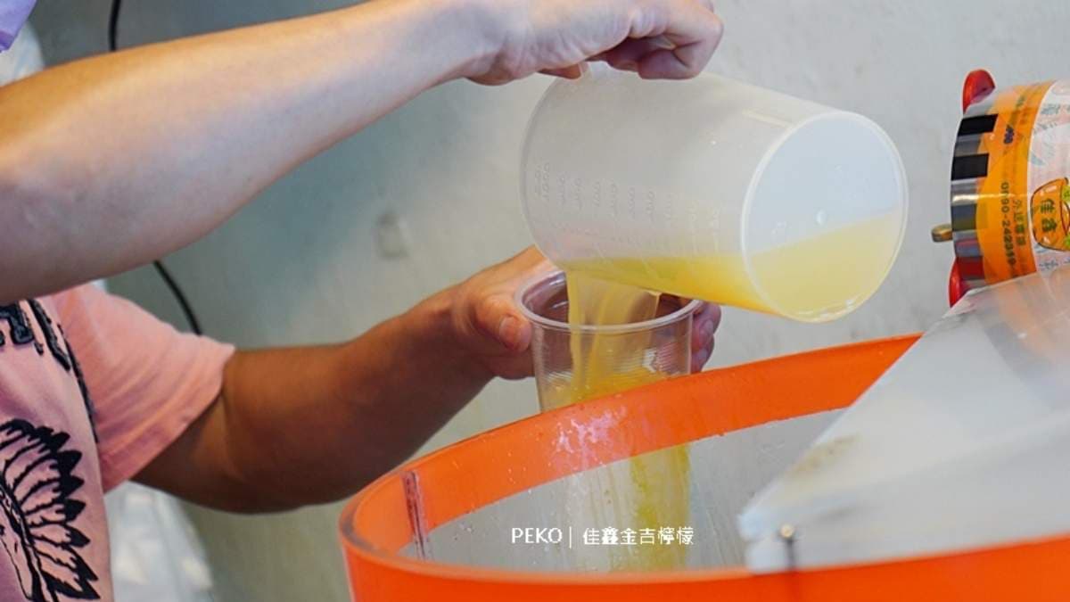 菜單就只賣「金桔檸檬」１款飲料，主打原汁原味呈現。（圖片來源：PEKOのSimple Life）