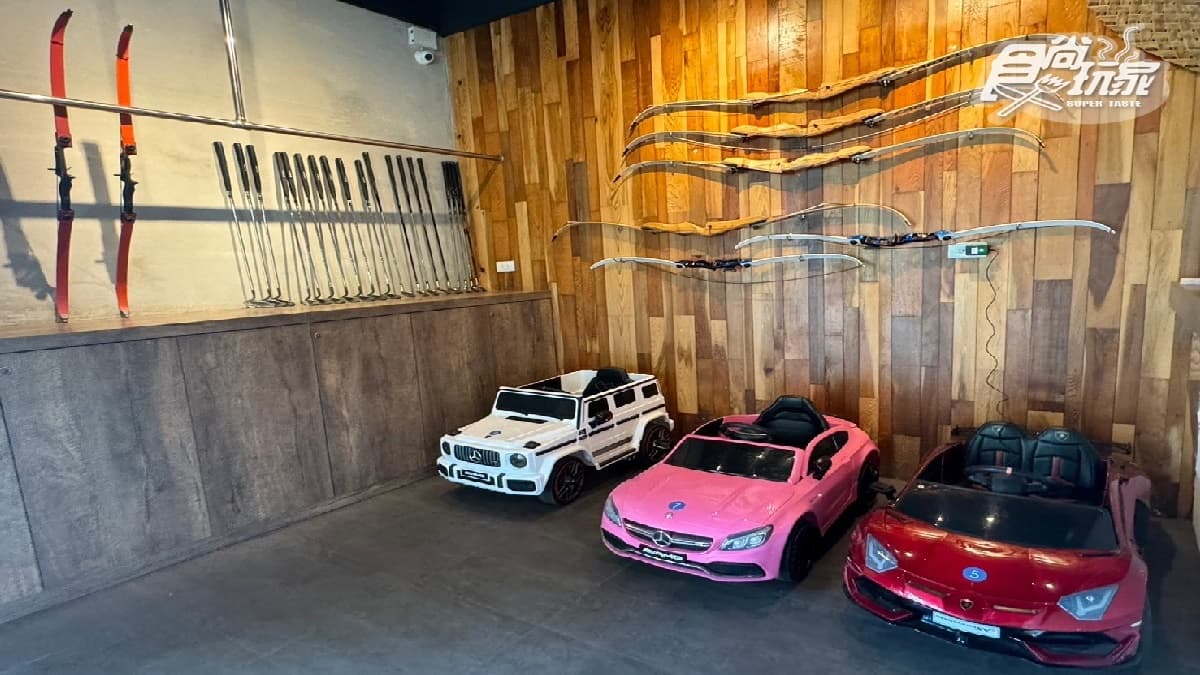 日暉國際渡假村提供小汽車讓孩子遊玩。