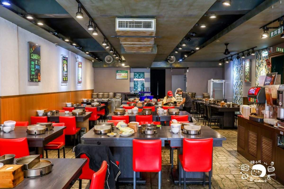 298元起「火烤兩吃」吃到飽!新北夜貓激推宵夜場,自助吧逾60種食材無限夾 298元起「火烤兩吃」吃到飽!新北夜貓激推宵夜場,自助吧逾60種食材無限夾