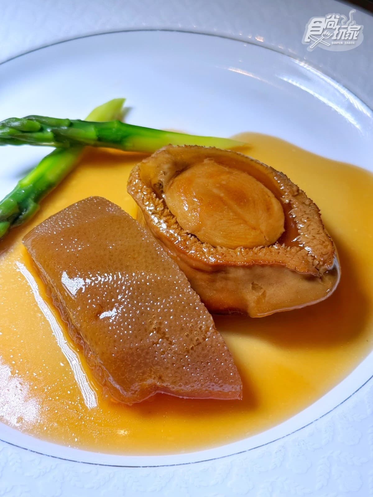 「13頭吉品鮑、花膠皇」總價300萬！香港米其林名廚來台，限量頂級套餐搶訂中