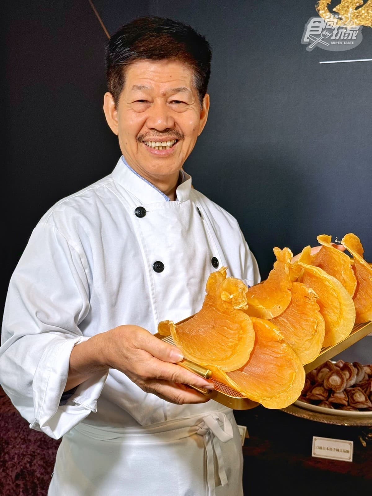 「13頭吉品鮑、花膠皇」總價300萬！香港米其林名廚來台，限量頂級套餐搶訂中