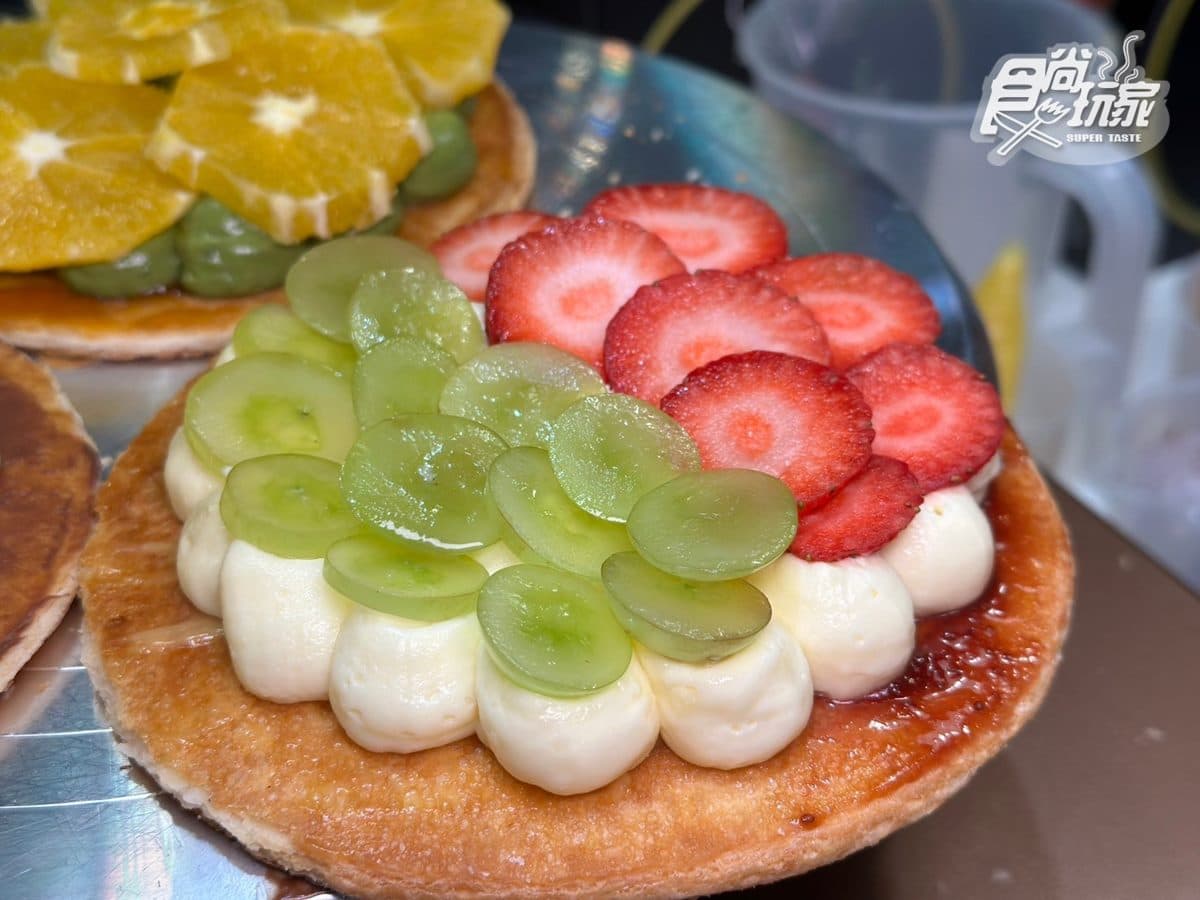 「唱片千層酥」北部獨賣!8種單一口味+7種半半組合,爆餡抹茶草莓超犯規 「唱片千層酥」北部獨賣!8種單一口味+7種半半組合,爆餡抹茶草莓超犯規