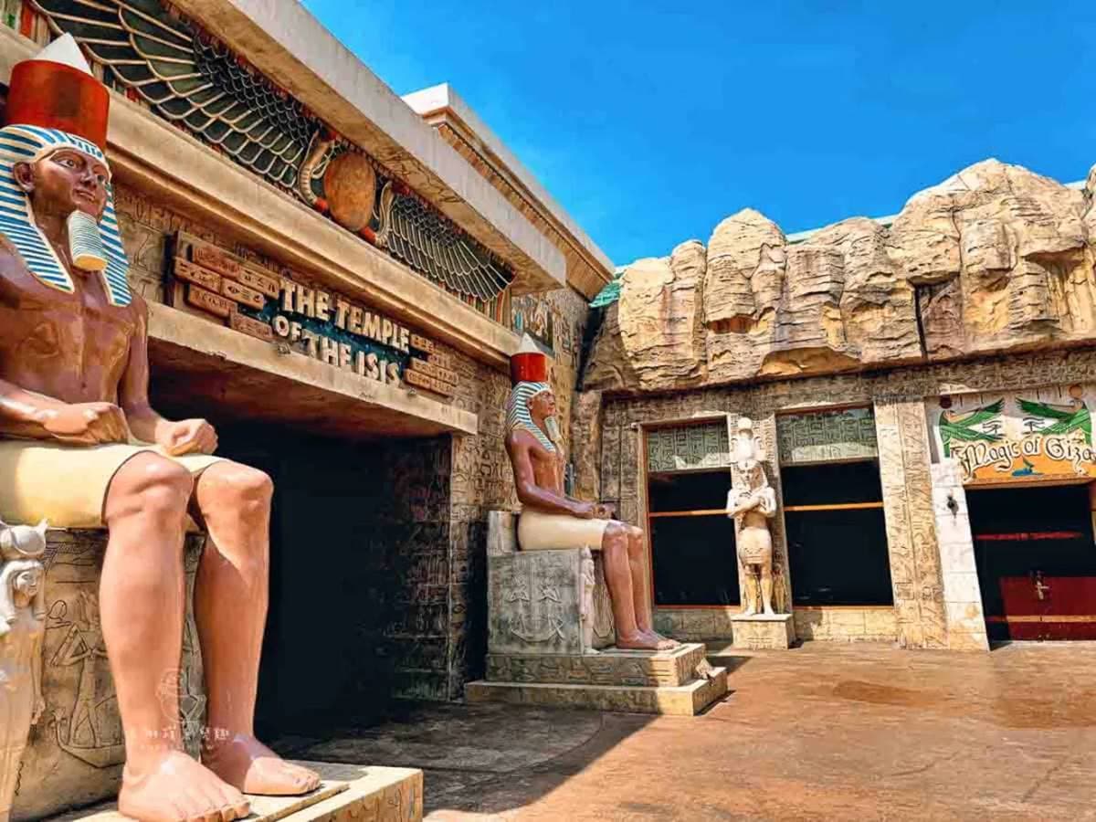 超夢幻「越南版迪士尼」!免簽暢玩「粉紅城堡」,海龜造型水族館必看人魚秀 超夢幻「越南版迪士尼」!免簽暢玩「粉紅城堡」,海龜造型水族館必看人魚秀