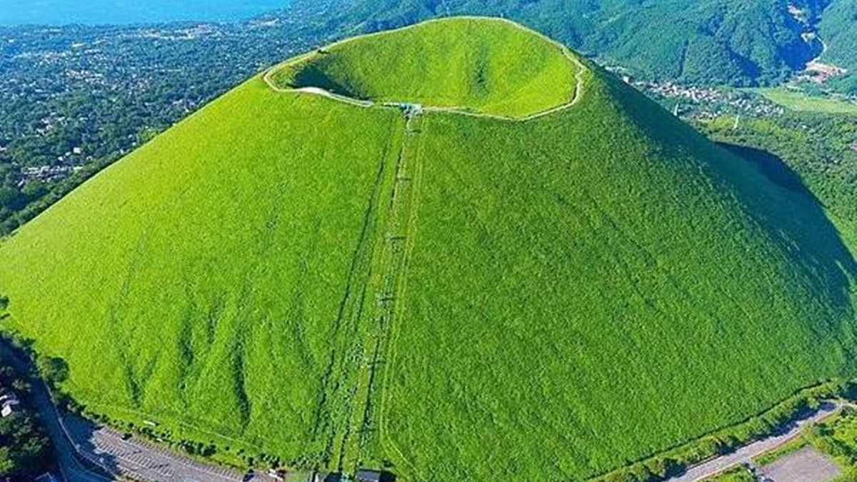 大室山
