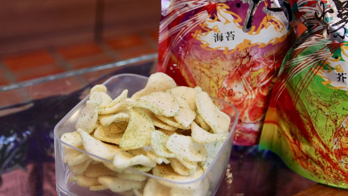 烘烤蝦餅吃起來味道夠但是不油膩。（圖片來源：皮老闆的美食地圖）