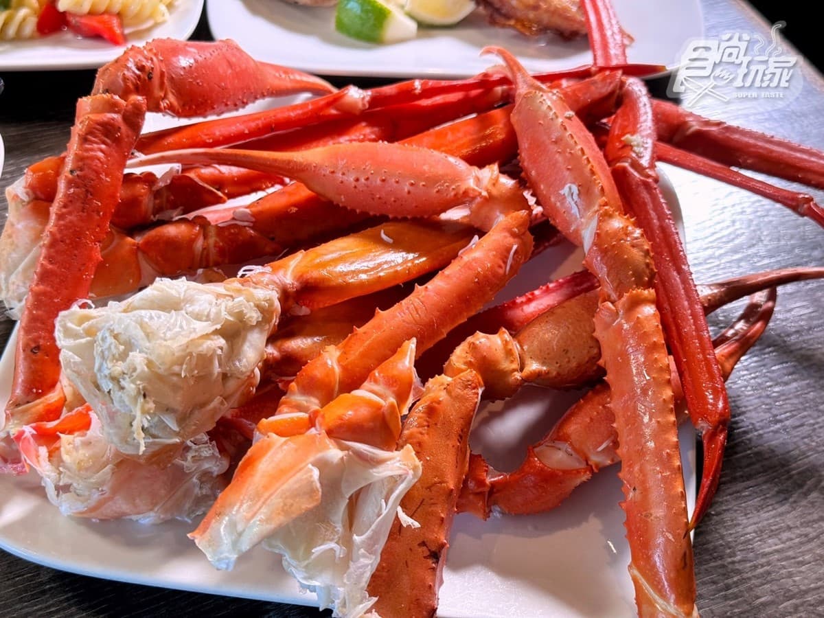 善導寺最強Buffet!澎湖海鮮、松葉蟹、芒果吃到飽開箱,75折優惠倒數快衝 善導寺最強Buffet!澎湖海鮮、松葉蟹、芒果吃到飽開箱,75折優惠倒數快衝