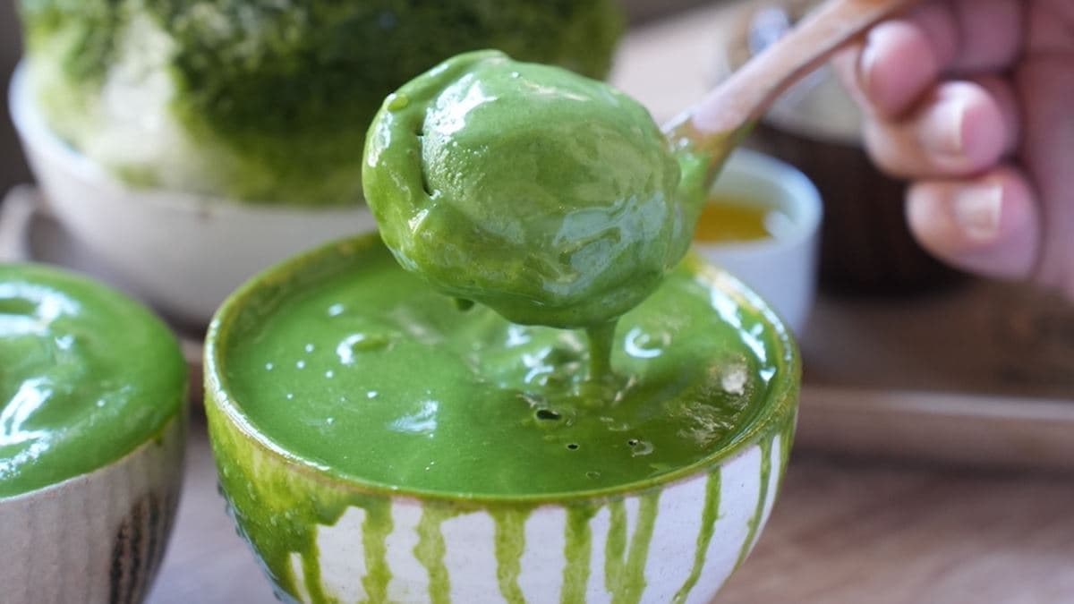 「濃抹茶甜湯」基底可以選擇搭配紫米粥或薏仁湯。（圖片來源：算命的說我很愛吃）