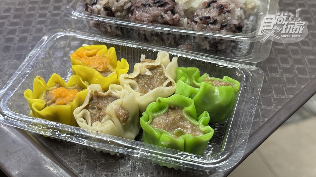 另外也有販售燒賣、珍珠丸、蘿蔔糕、炸物等點心。