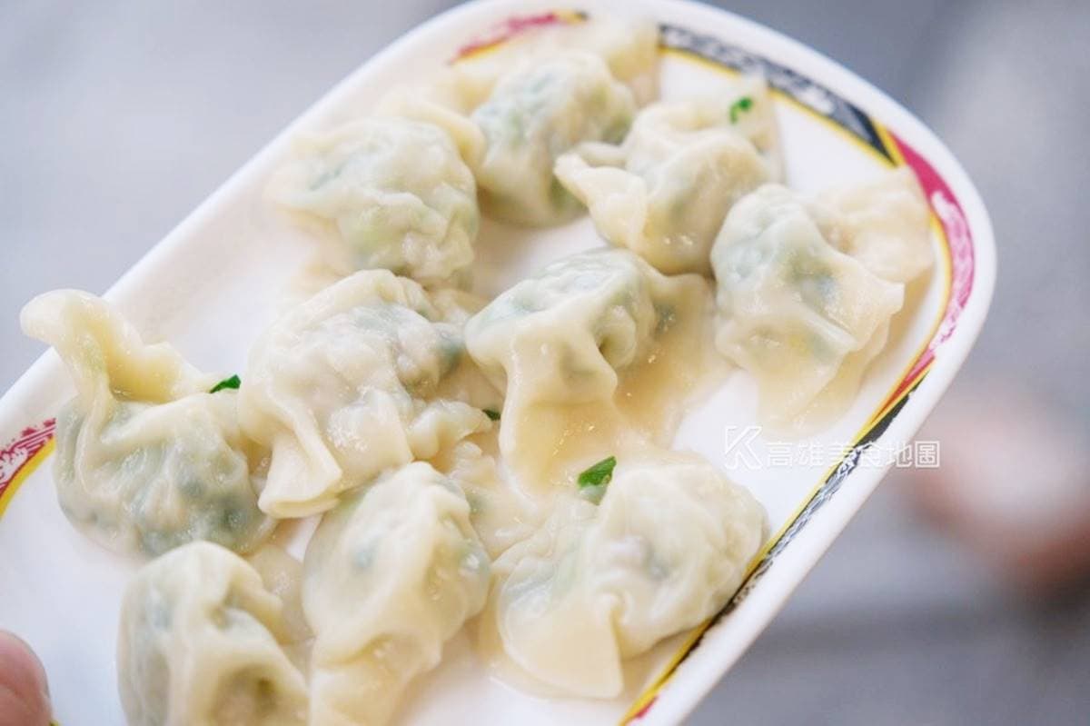 水餃每顆4元!高雄佛系小吃地點曝光,30元現煮酸辣湯滿滿都是料 水餃每顆4元!高雄佛系小吃地點曝光,30元現煮酸辣湯滿滿都是料