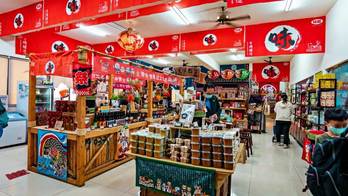 ２樓主要為各式產品展售，產品試吃及DIY體驗。（圖片來源：勞鼠探世界）