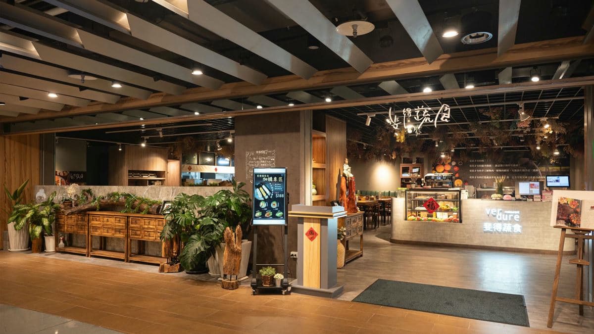 店家位在台中市西區。（圖片來源：晏世旅攝）